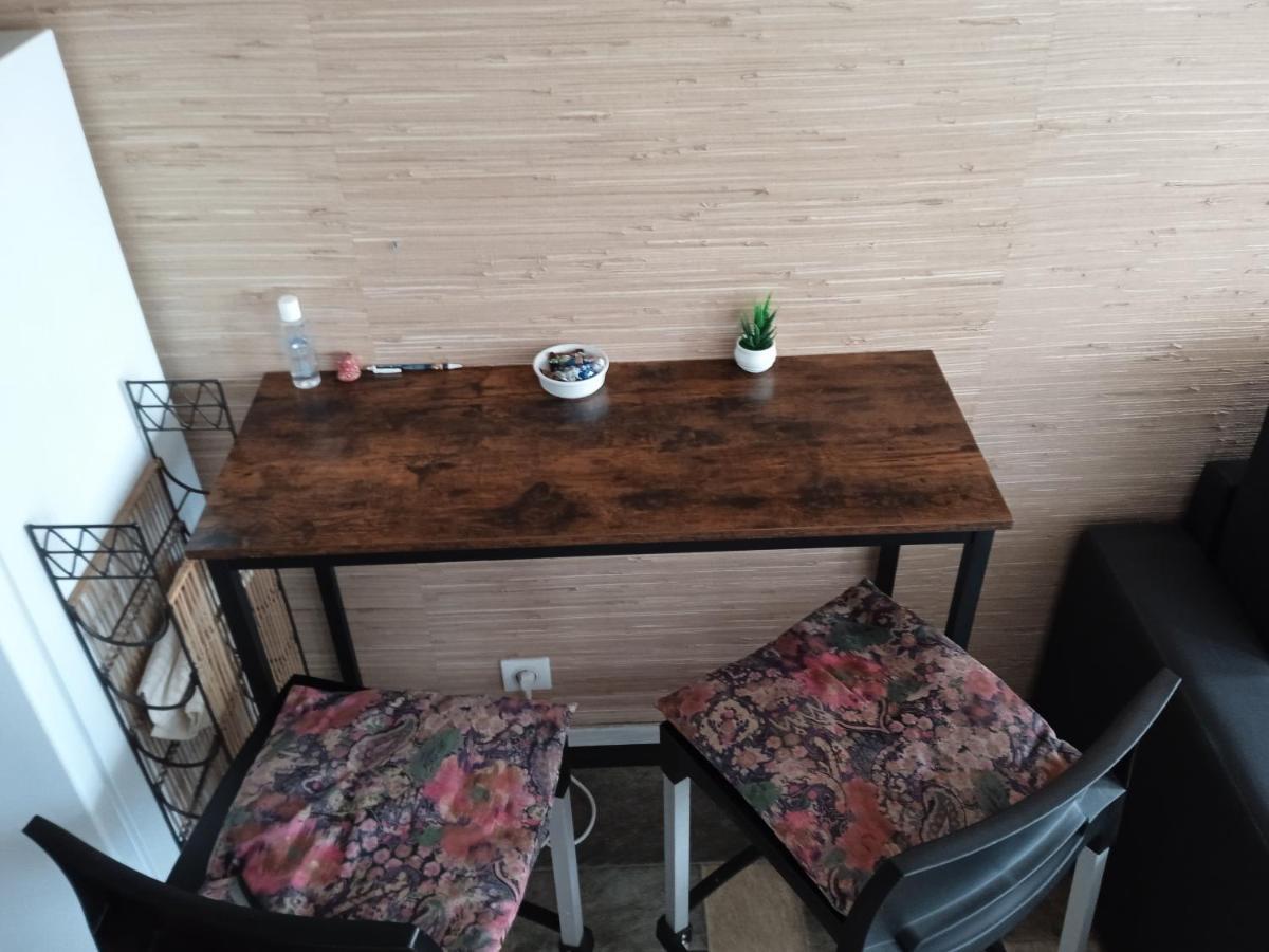 Studio Proche Gare Centre Ville بو المظهر الخارجي الصورة